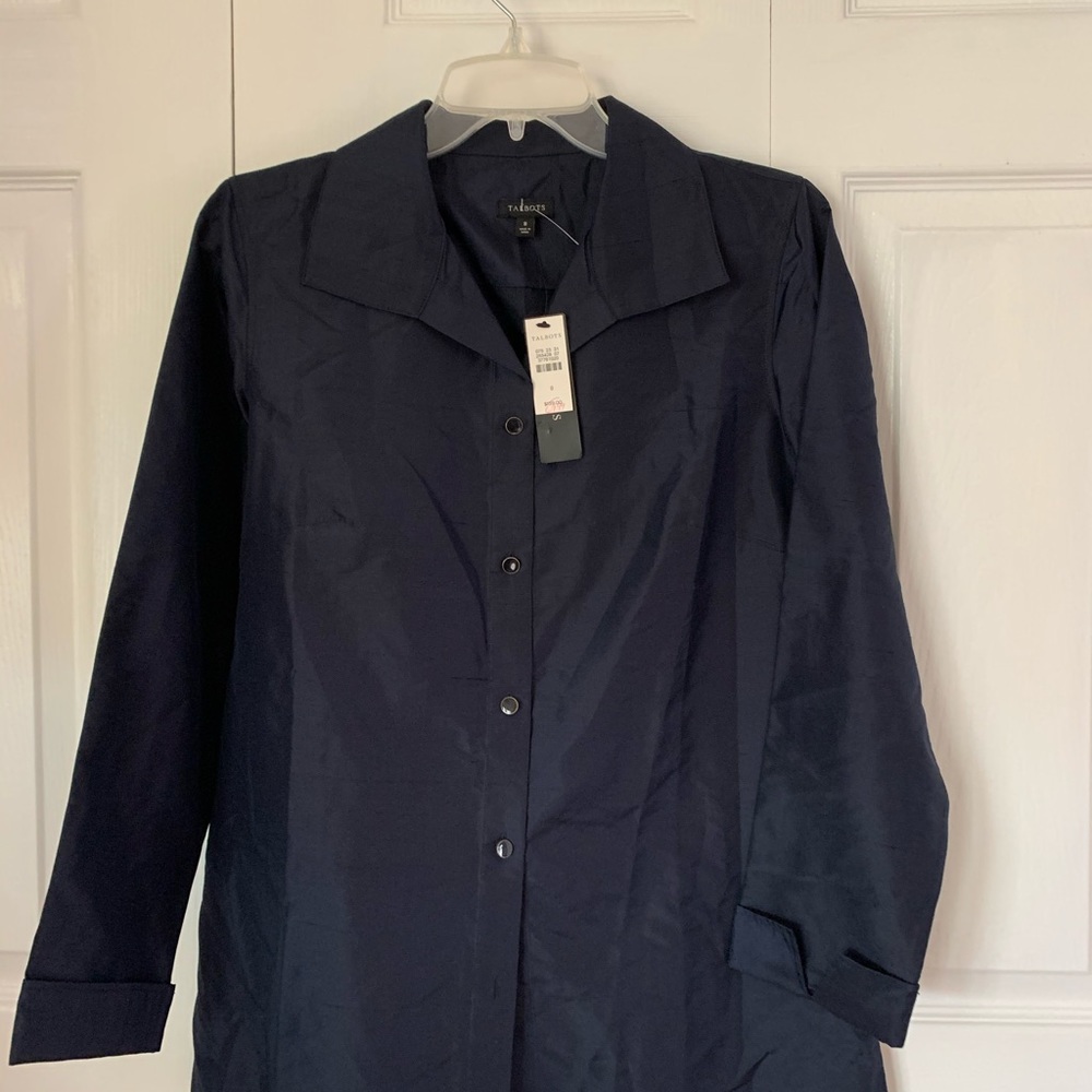 NWT Talbots Navy blouse, collared, cuffed sleeves